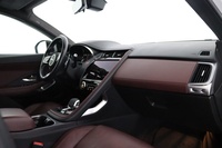 Jaguar E-PACE vaihtoauto