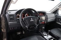 Mitsubishi Pajero vaihtoauto