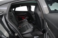 Porsche Taycan vaihtoauto