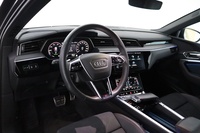 Audi Q8 e-tron vaihtoauto