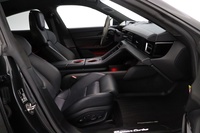 Porsche Taycan vaihtoauto