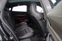 Porsche Taycan vaihtoauto