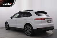 Porsche Cayenne vaihtoauto