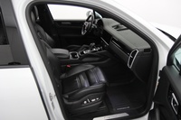 Porsche Cayenne vaihtoauto