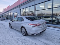 Toyota Camry vaihtoauto