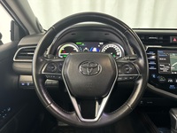 Toyota Camry vaihtoauto