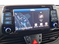 Hyundai i30 5d vaihtoauto