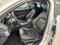 Jaguar XE vaihtoauto