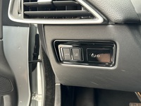 Jaguar XE vaihtoauto