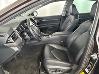 Toyota Camry vaihtoauto