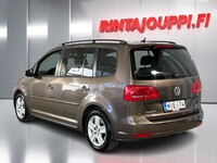 Volkswagen Touran vaihtoauto