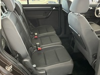 Volkswagen Touran vaihtoauto