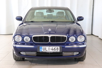 Jaguar XJ8 vaihtoauto