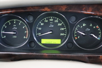 Jaguar XJ8 vaihtoauto