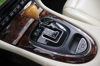 Jaguar XJ8 vaihtoauto