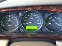 Jaguar XJ8 vaihtoauto