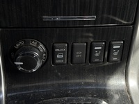 Nissan Pathfinder vaihtoauto