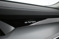 Audi Q8 e-tron vaihtoauto