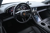 Porsche Taycan vaihtoauto