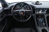 Porsche Taycan vaihtoauto