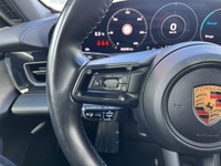 Porsche Taycan vaihtoauto