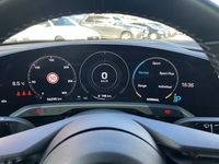 Porsche Taycan vaihtoauto