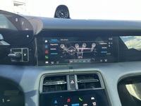 Porsche Taycan vaihtoauto