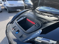 Porsche Taycan vaihtoauto