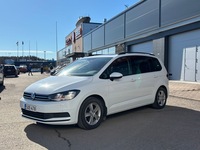 Volkswagen Touran vaihtoauto