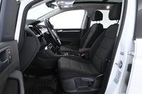 Volkswagen Touran vaihtoauto