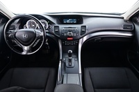 Honda Accord vaihtoauto