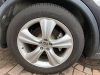 Infiniti FX30d vaihtoauto