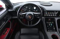 Porsche Taycan vaihtoauto