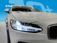 Volvo V90 Cross Country vaihtoauto