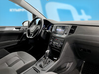 Volkswagen Golf Sportsvan vaihtoauto