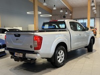 Nissan Navara vaihtoauto