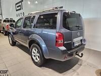 Nissan Pathfinder vaihtoauto