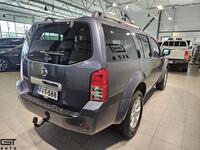 Nissan Pathfinder vaihtoauto