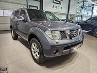 Nissan Pathfinder vaihtoauto