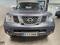 Nissan Pathfinder vaihtoauto