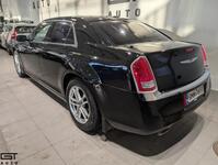 Chrysler 300C vaihtoauto