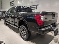 Nissan Titan vaihtoauto