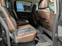 Nissan Titan vaihtoauto