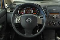 Nissan Tiida vaihtoauto