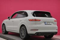 Porsche Cayenne vaihtoauto