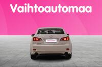 Lexus IS vaihtoauto