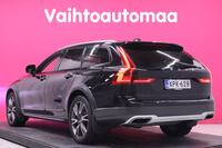 Volvo V90 Cross Country vaihtoauto