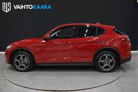 Alfa Romeo Stelvio vaihtoauto