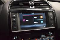 Jaguar XE vaihtoauto