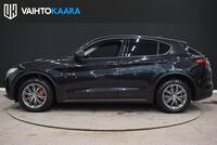 Alfa Romeo Stelvio vaihtoauto